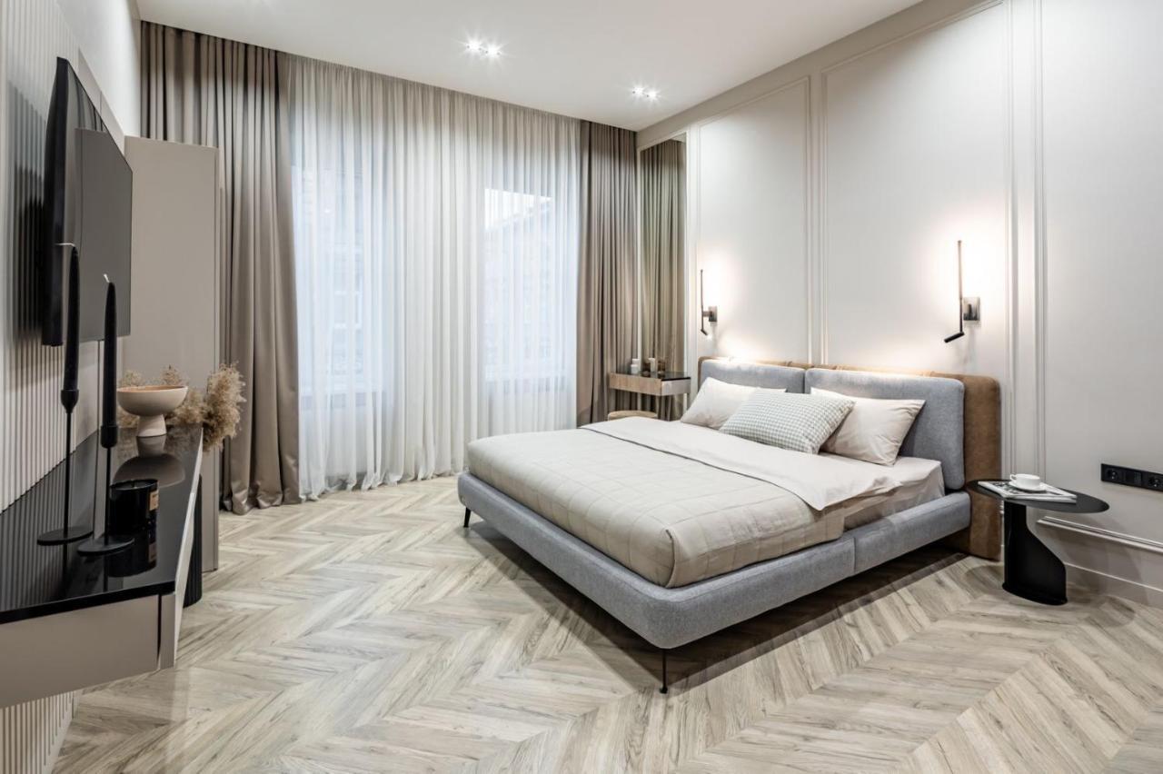 Apartment On Kulisha 28 Лвив Екстериор снимка