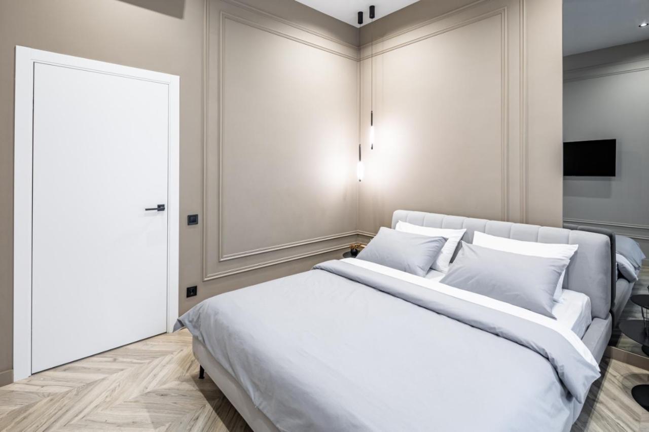 Apartment On Kulisha 28 Лвив Екстериор снимка