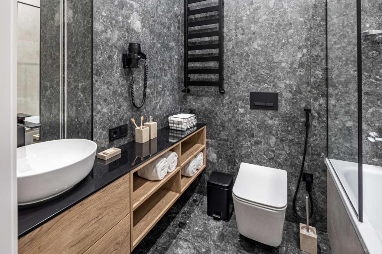 Apartment On Kulisha 28 Лвив Екстериор снимка
